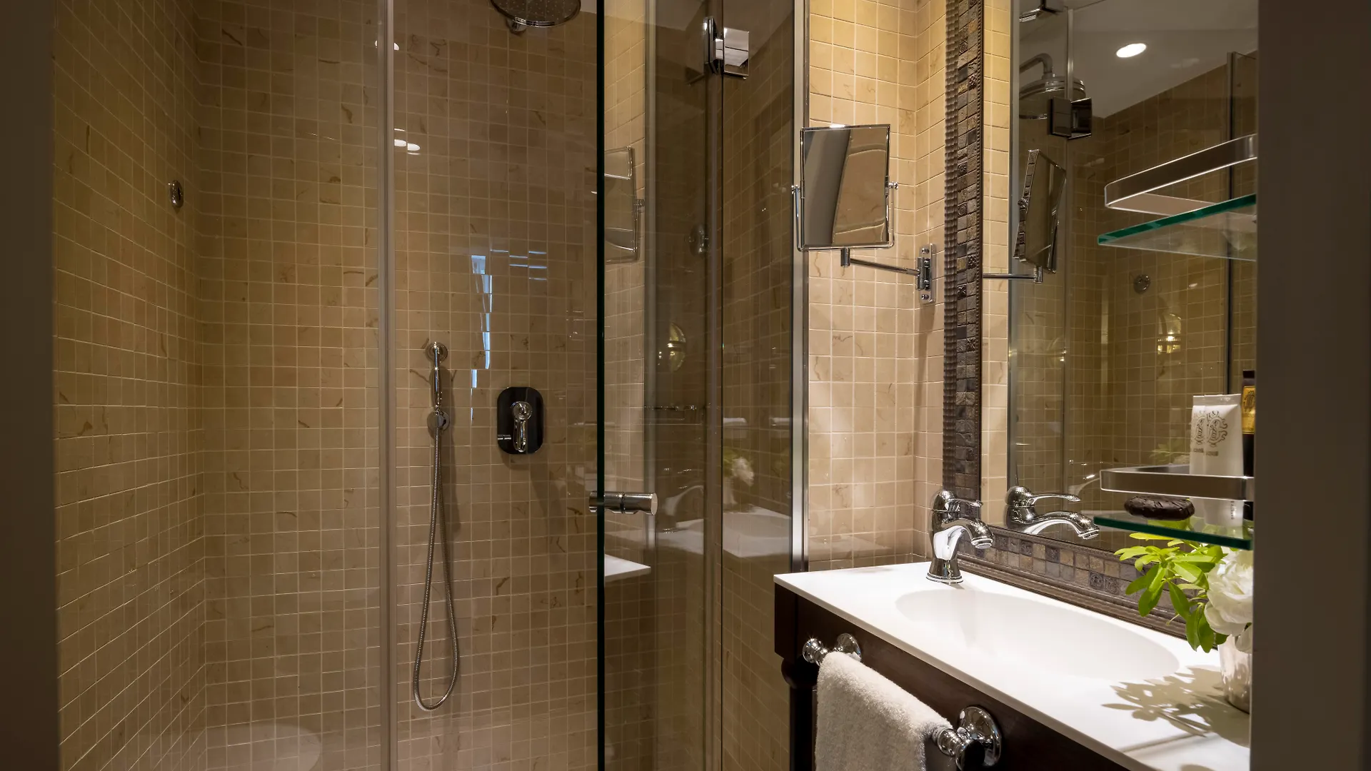 Hotel Bersolys Saint-Germain Paris